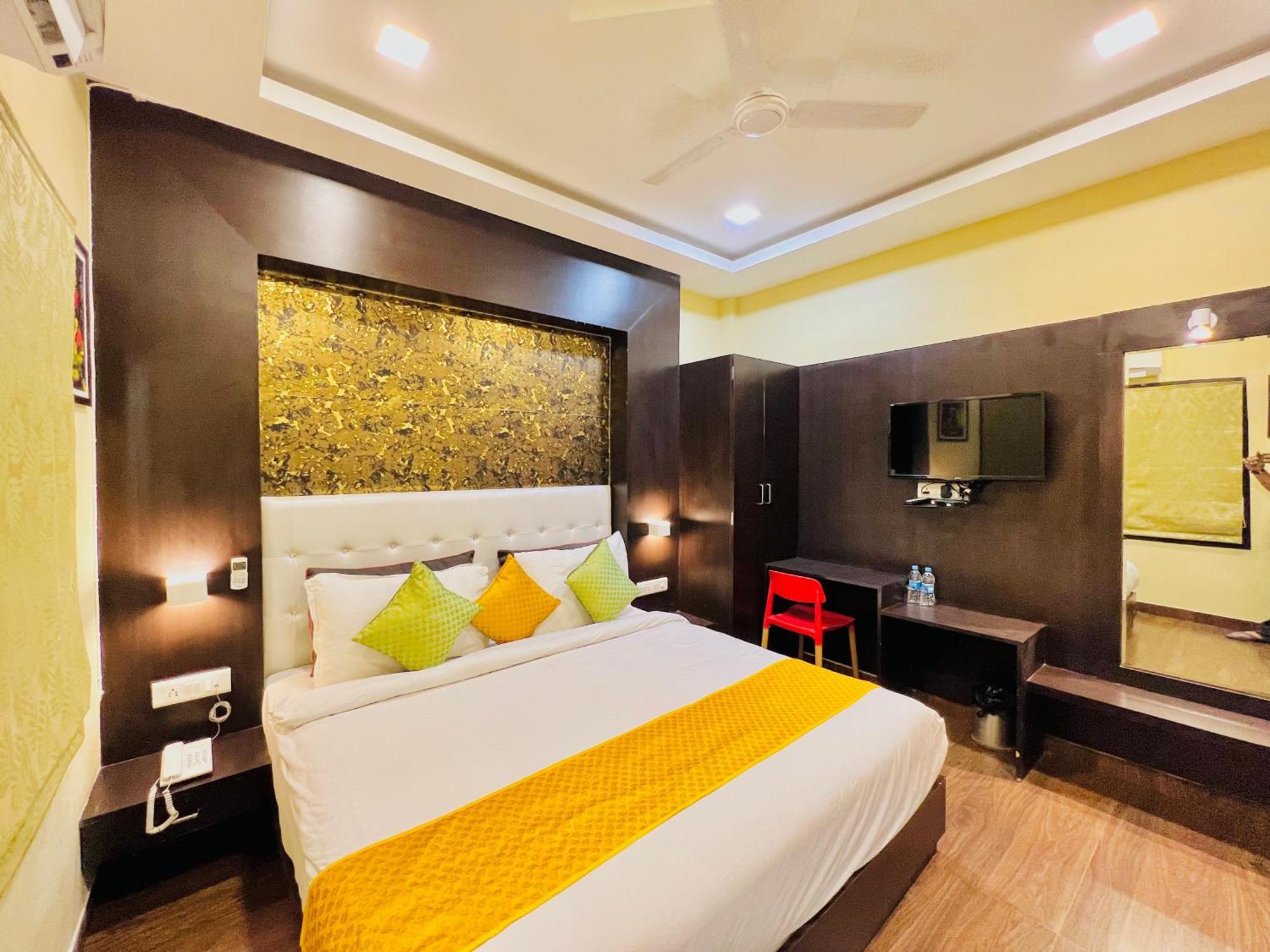 Hotel Grand Bhagwat, Udaipur Exterior photo